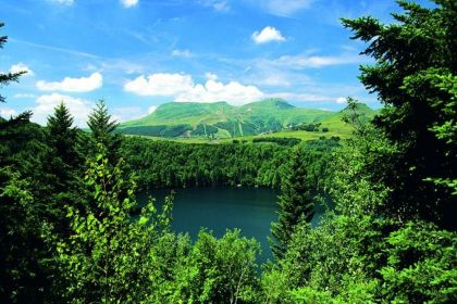 Lacs, rivières et végétation luxuriante