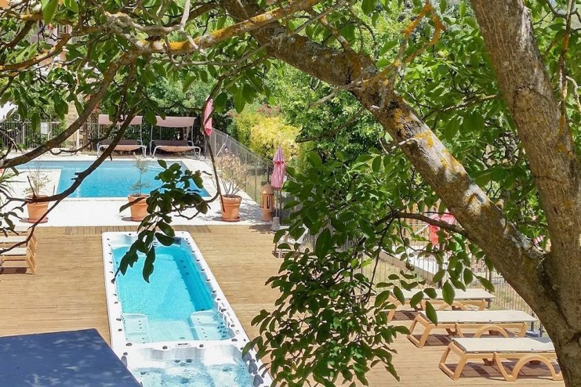Piscine extérieure chauffée