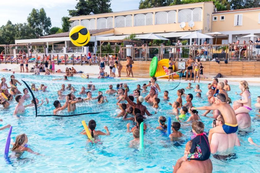 jeux en piscine