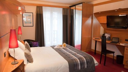 chambre triple grand lit