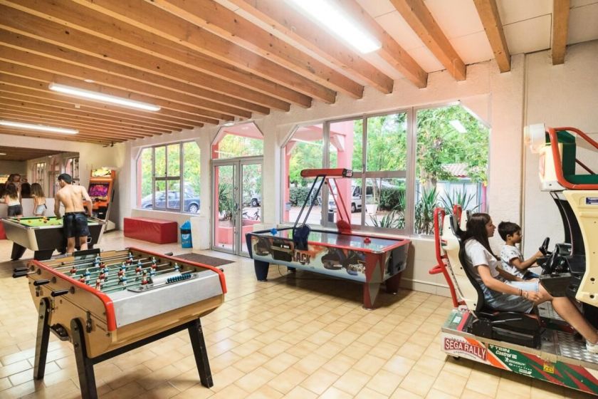 Camping Les Rivières****