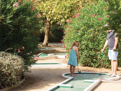 Le mini-golf