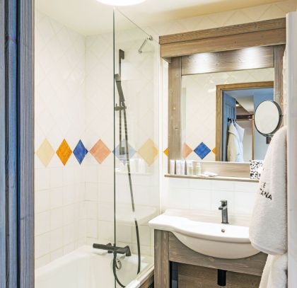 Chambre double classique balcon vue montagne