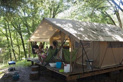 toile et bois exterieur