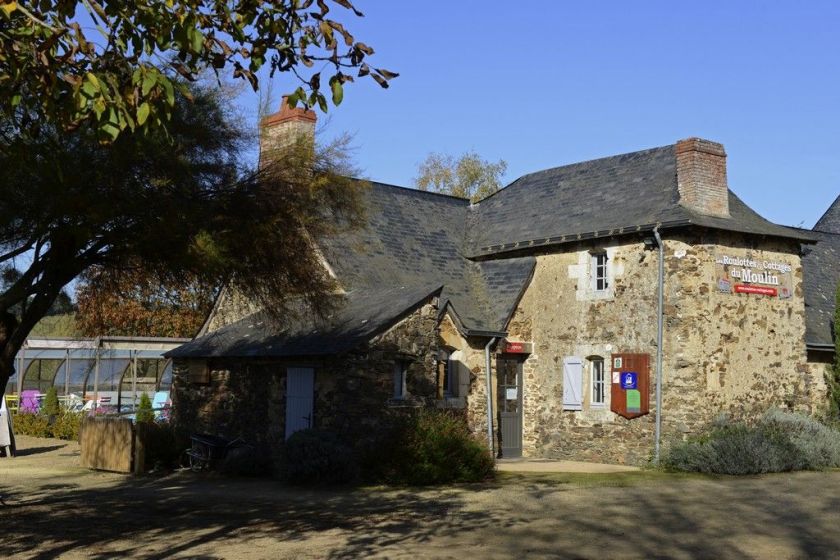 L'accueil des Roulottes et Cottages du Moulin en Anjou