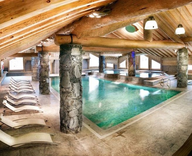 piscine rosi&egrave;re